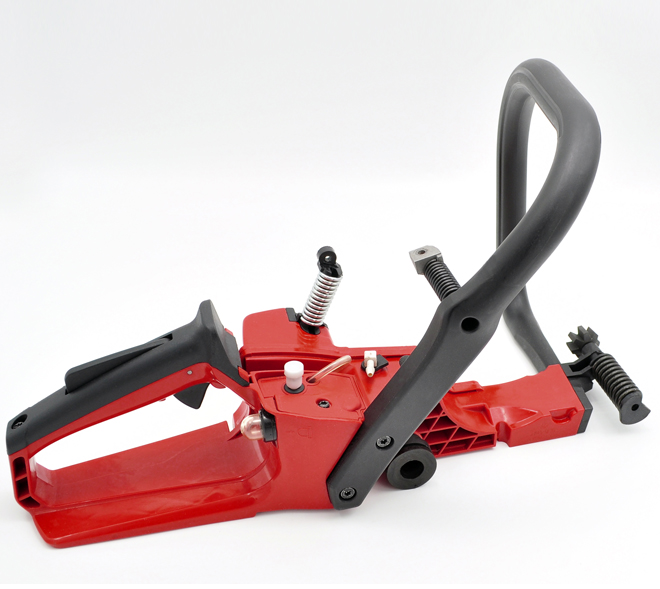 <b>Антивибрационная система AntiVib</b> состоящая из
металлических пружин, резиновых упоров и демпферов
позволяет сохранять великолепную управляемость,
снижая к минимуму вибрации.